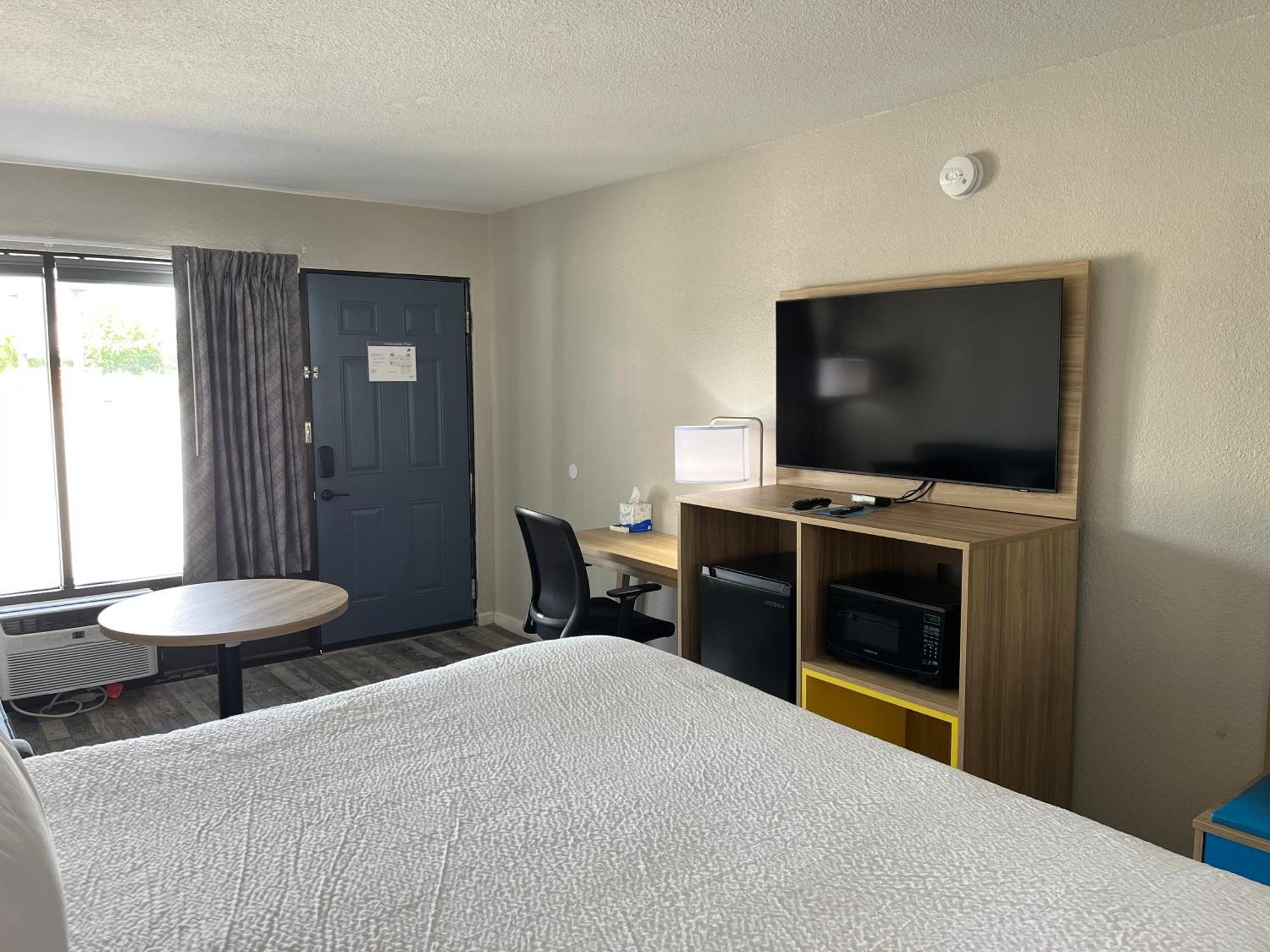 Days Inn By Wyndham Branson Ozarks Bagian luar foto